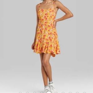 Yellow Floral Sundress Size M Flowy lightweight Y2K Preppy Prairie Dainty 90s